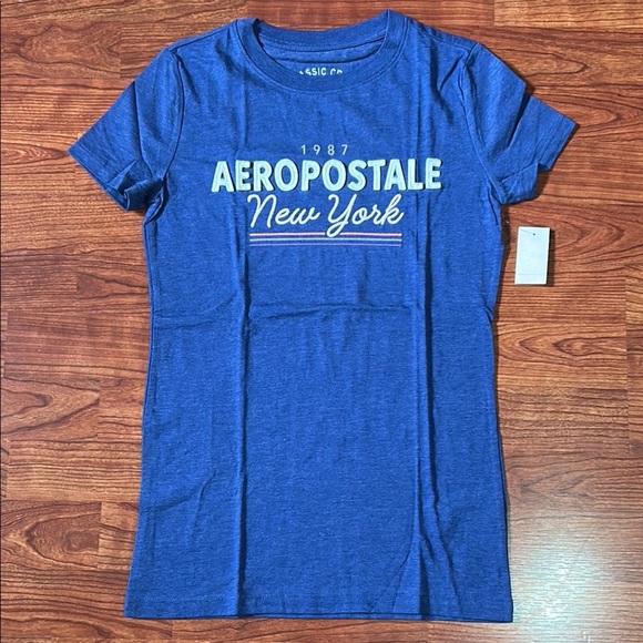 Aeropostale Classic Crew Graphic Tee Small - Picture 1 of 4